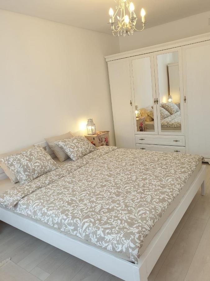 Apartment Elizabeth สปลิท ภายนอก รูปภาพ